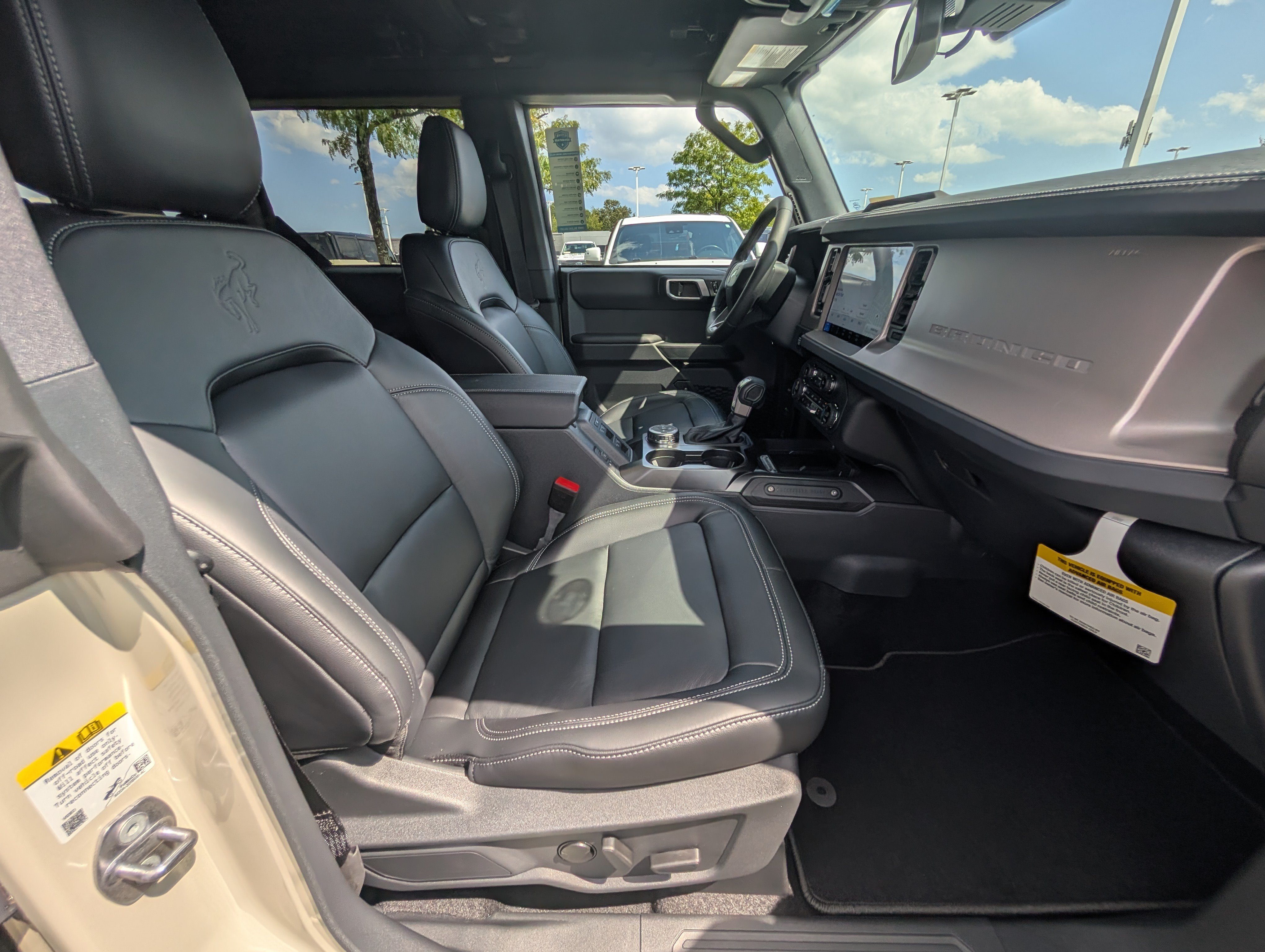 New 2026 Ford Bronco Outer Banks AWD/4WD image 6
