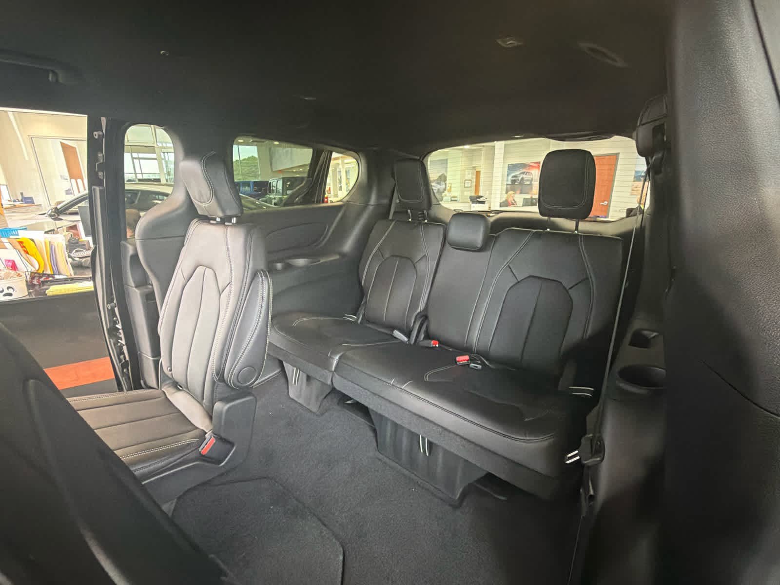 New 2026 Chrysler Pacifica Select image 58