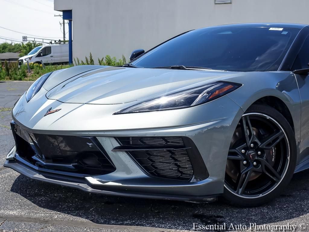 Used 2024 Chevrolet Corvette Stingray Premium Conv w/ Z51 Performance Package RWD image 3