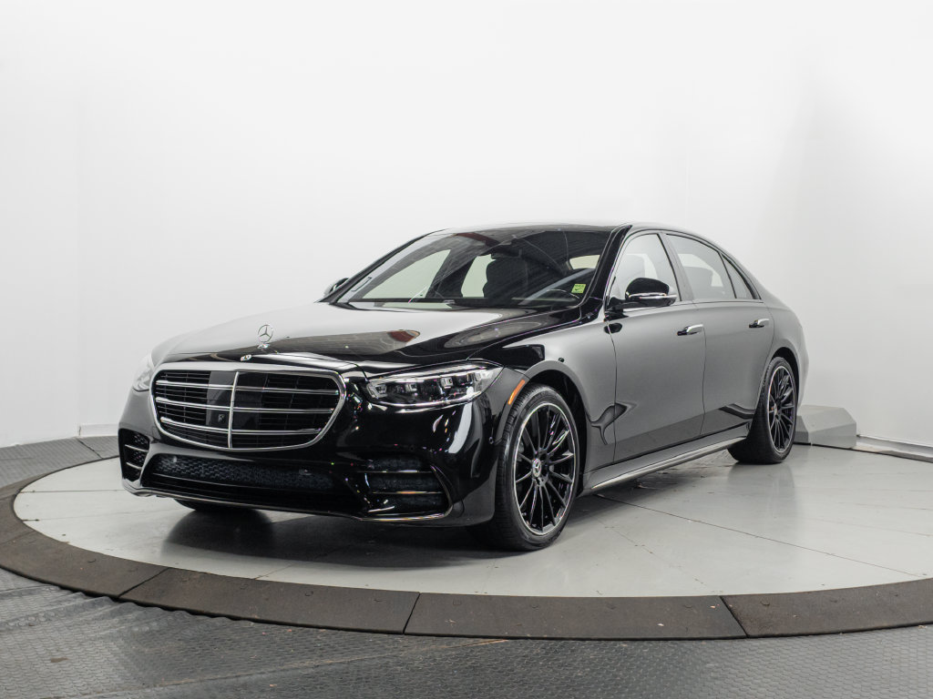 Used 2025 Mercedes-Benz S 580 4MATIC Sedan image 3