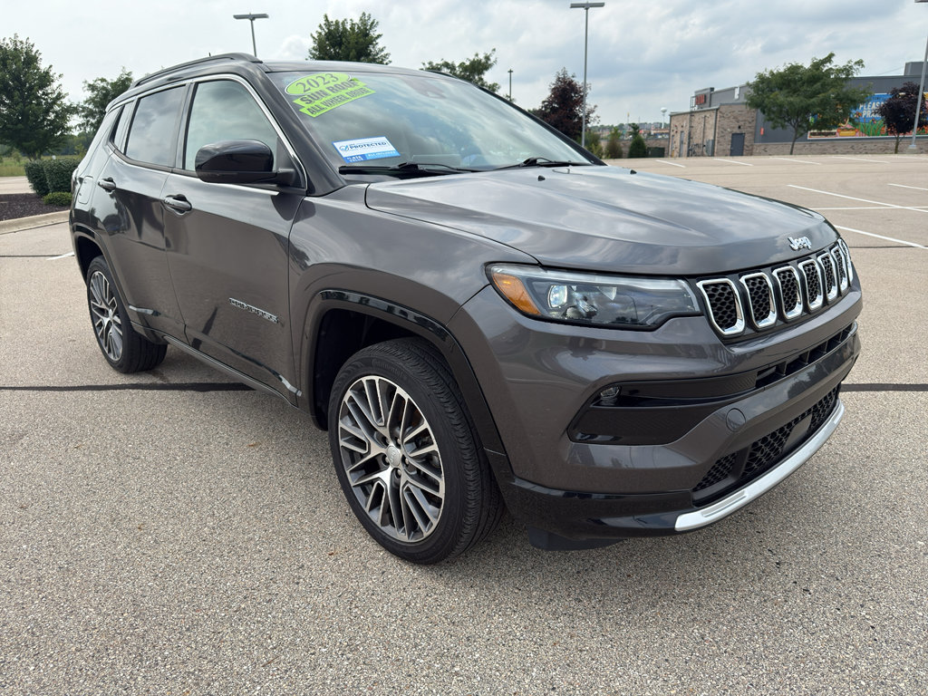 Used 2023 Jeep Compass Limited w/ Elite Group AWD/4WD image 6