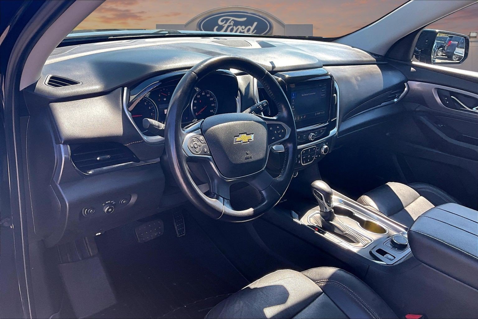 Used 2021 Chevrolet Traverse Premier w/ Redline Edition FWD image 14