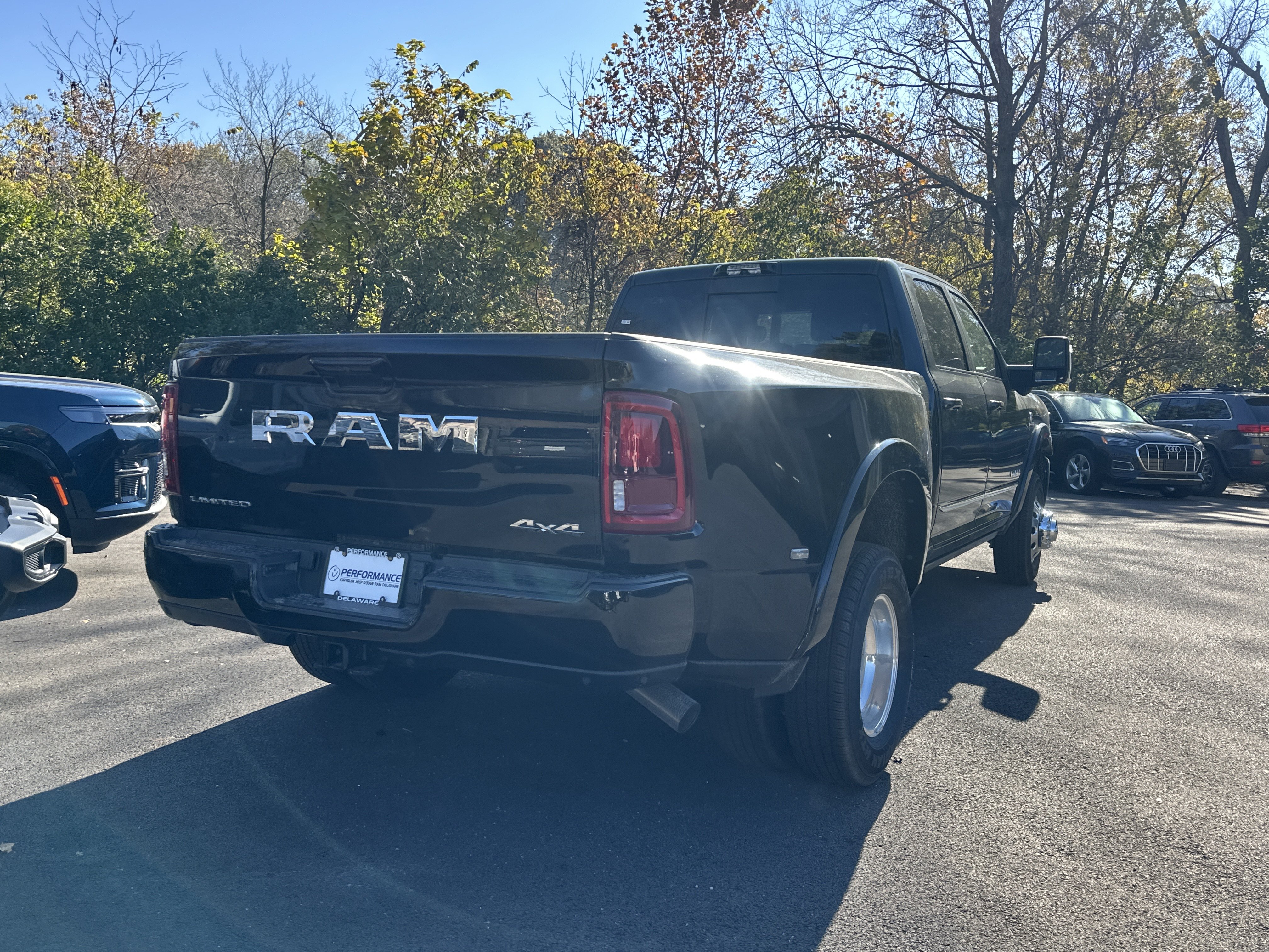 New 2027 RAM 3500 Limited AWD/4WD image 21