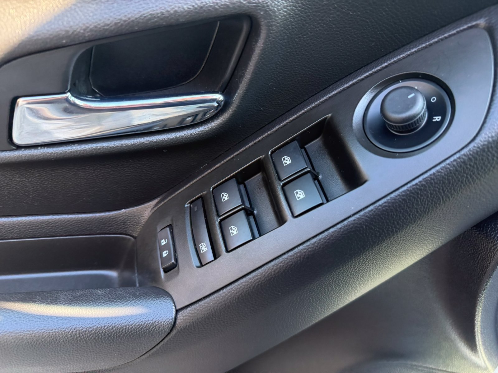 Used 2017 Chevrolet Trax LS FWD image 24