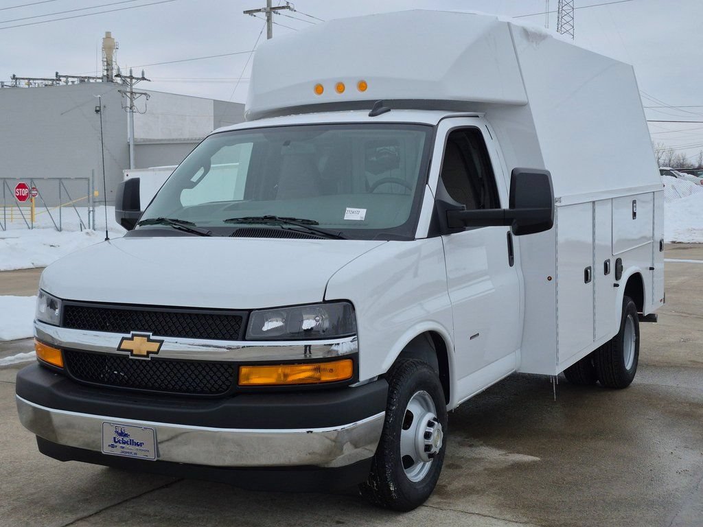 New 2025 Chevrolet Express 3500 w/ Power Convenience Package RWD image 3