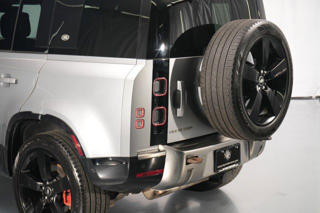 Used 2021 Land Rover Defender 110 X AWD/4WD image 15