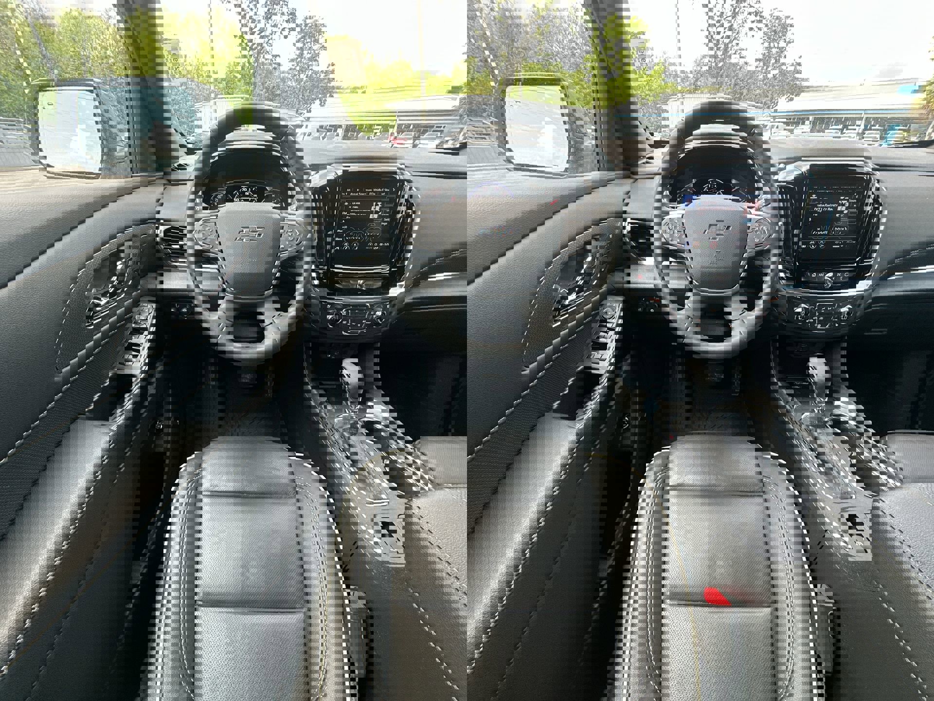 Certified 2023 Chevrolet Traverse Premier w/ Redline Edition image 22