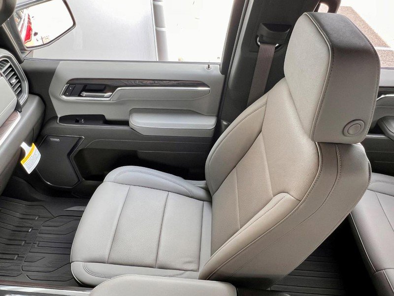 New 2026 GMC Sierra 1500 SLT w/ SLT Premium Plus Package image 14
