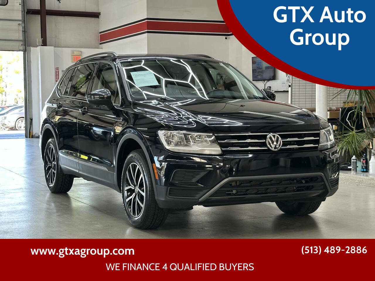 Used 2021 Volkswagen Tiguan SE w/ Panoramic Sunroof Package