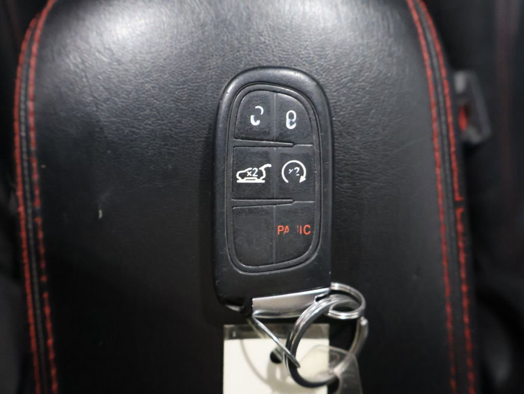 Used 2015 Jeep Cherokee Trailhawk w/ Comfort/Convenience Group image 29