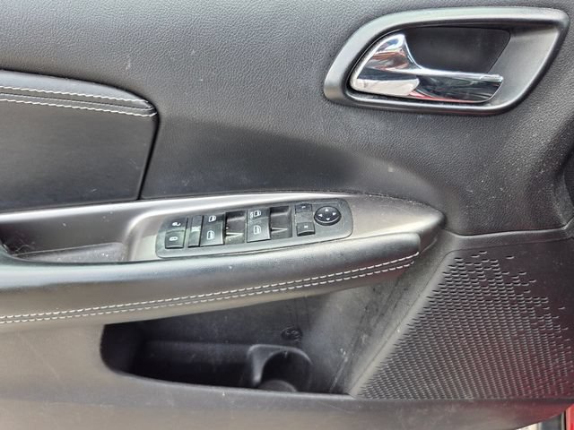 Used 2019 Dodge Journey Crossroad FWD image 6