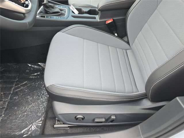 New 2026 Volkswagen Jetta SE FWD image 14