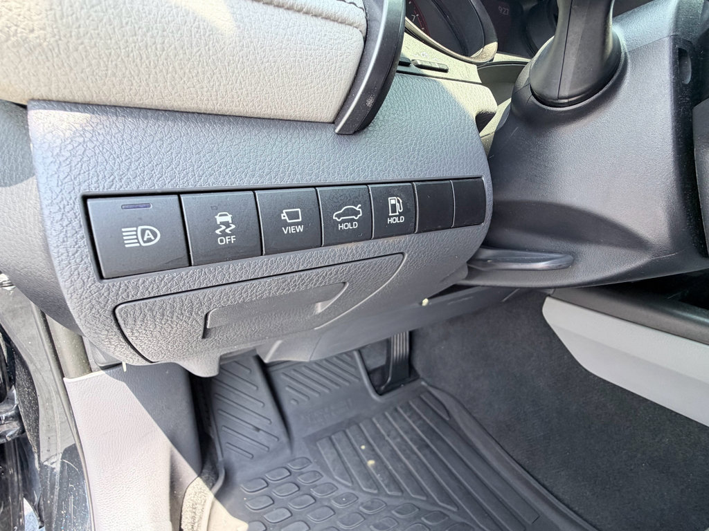 Used 2021 Toyota Camry XSE w/ Navigation Package FWD image 12