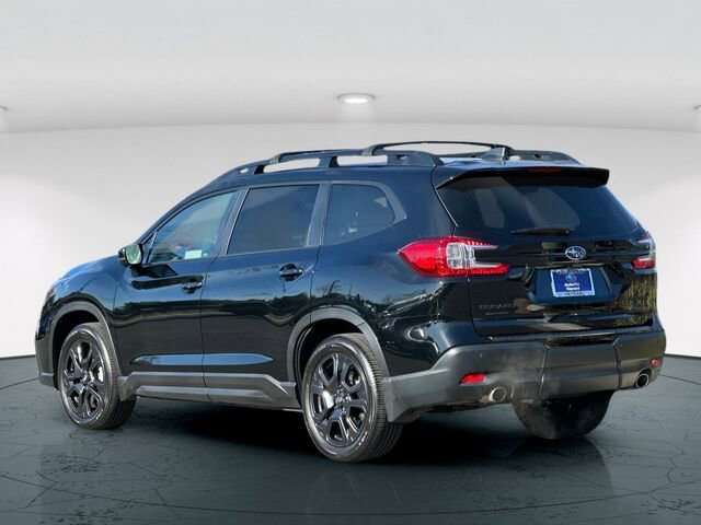 Certified 2025 Subaru Ascent Bronze Edition w/ Onyx Package image 4