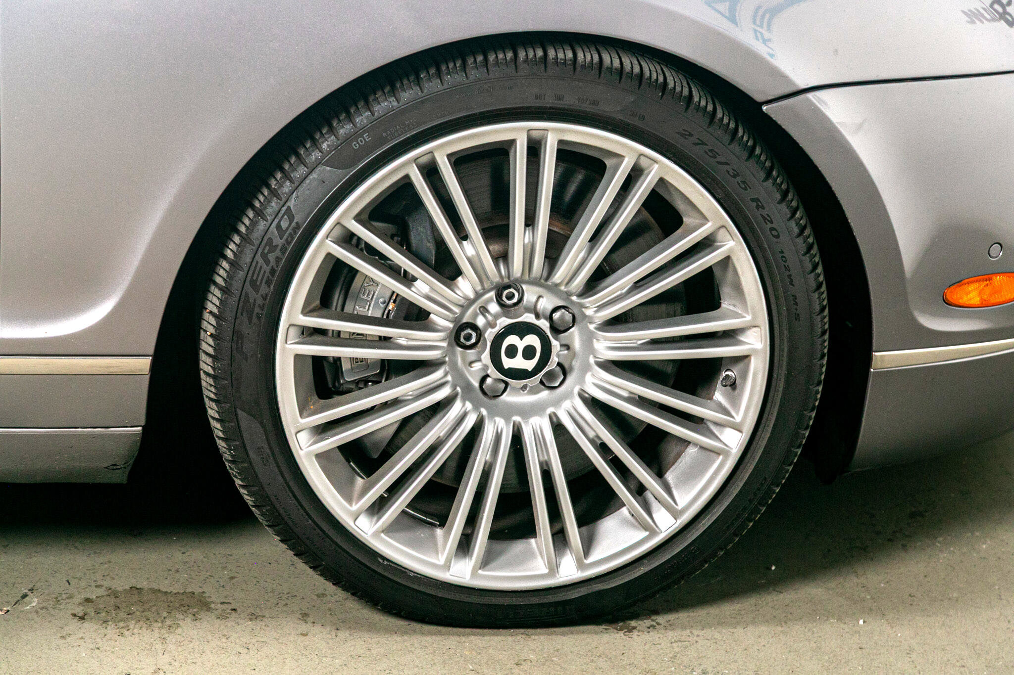 Used 2009 Bentley Flying Spur Flying Spur Speed w/ Convenience Specification Pkg image 19