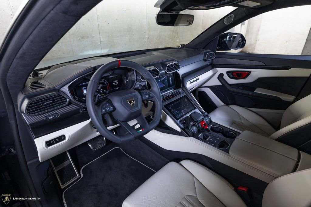 Used 2024 Lamborghini Urus S AWD/4WD image 24