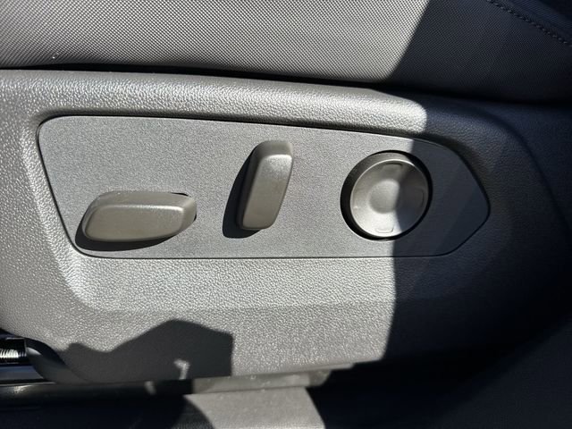 New 2026 GMC Hummer EV SUV w/ LPO, Dark Essentials Package image 12