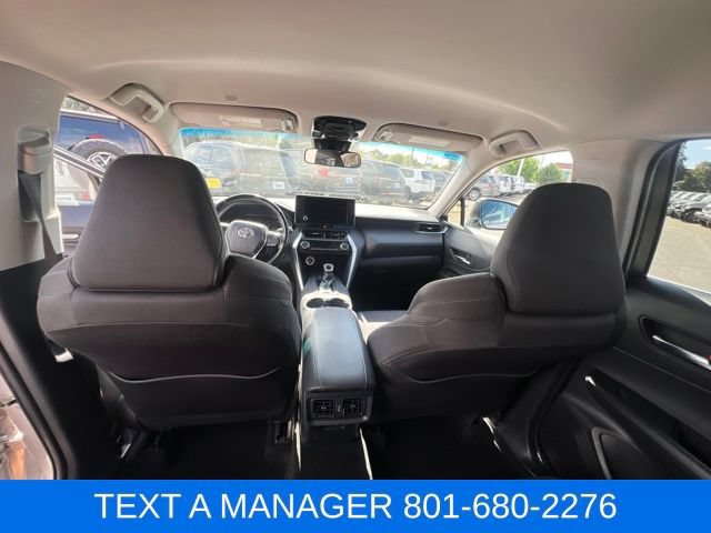 Used 2024 Toyota Venza LE AWD/4WD image 31