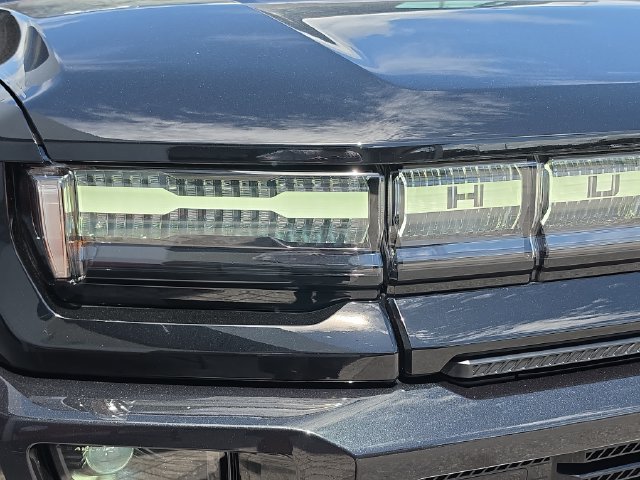 Certified 2025 GMC Hummer EV 3X AWD/4WD image 11