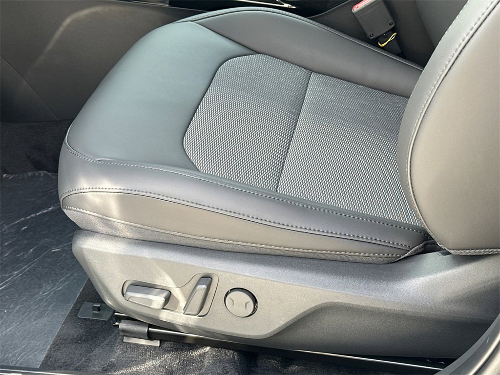 New 2025 Kia Niro Wind image 18