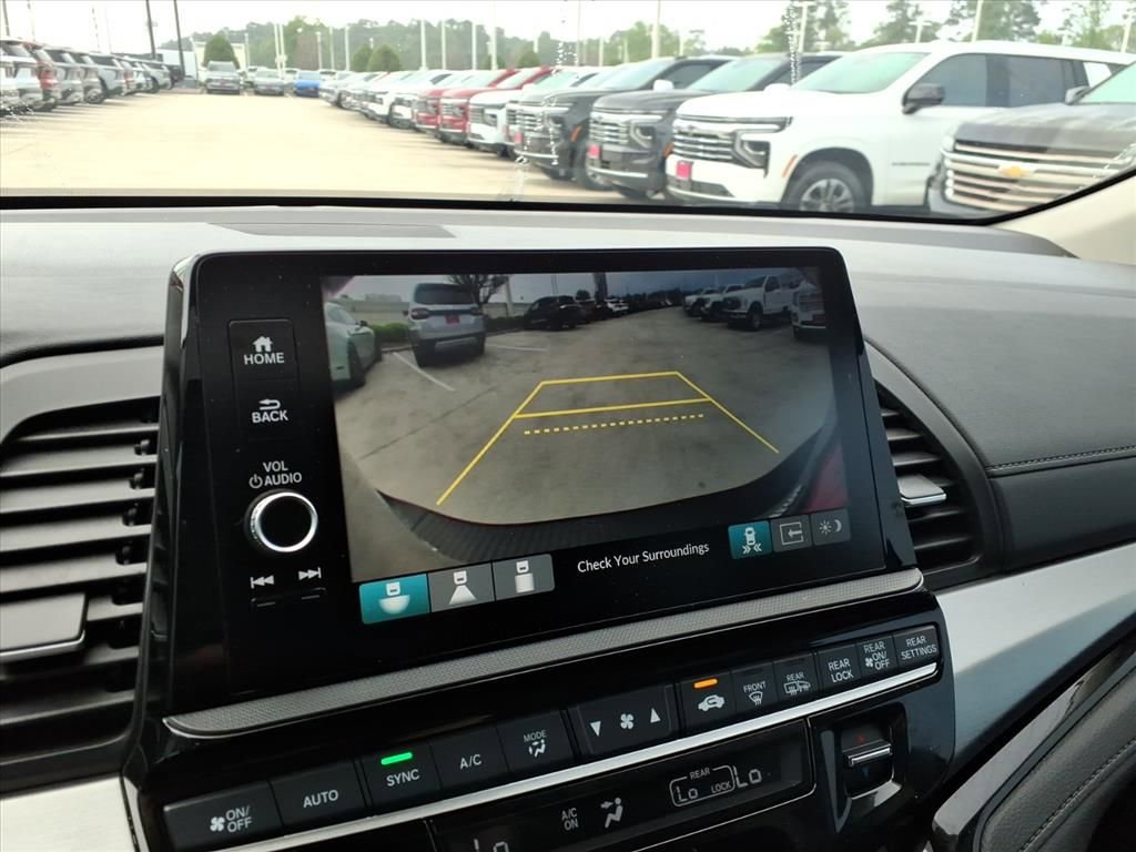 Used 2025 Honda Odyssey Touring image 26