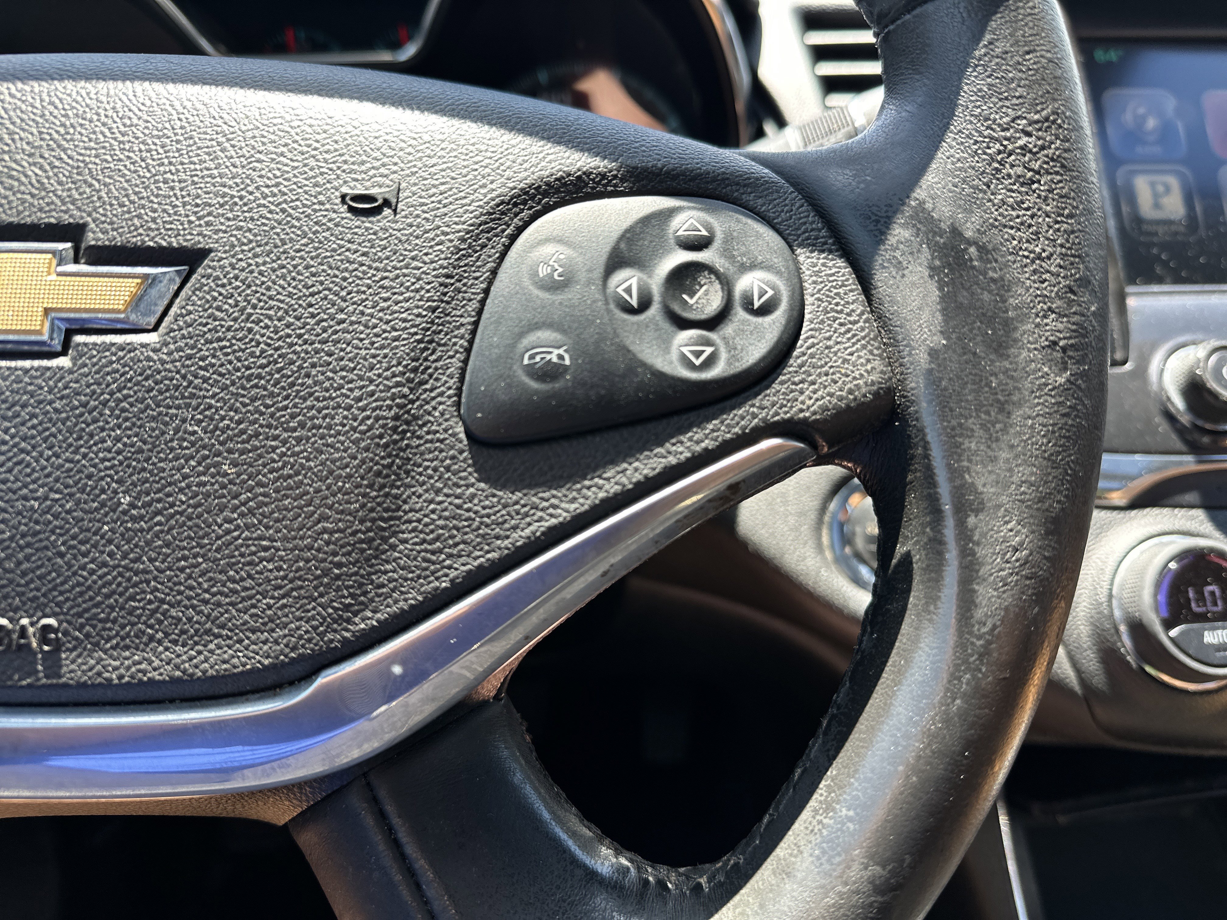 Used 2014 Chevrolet Impala LTZ FWD image 19