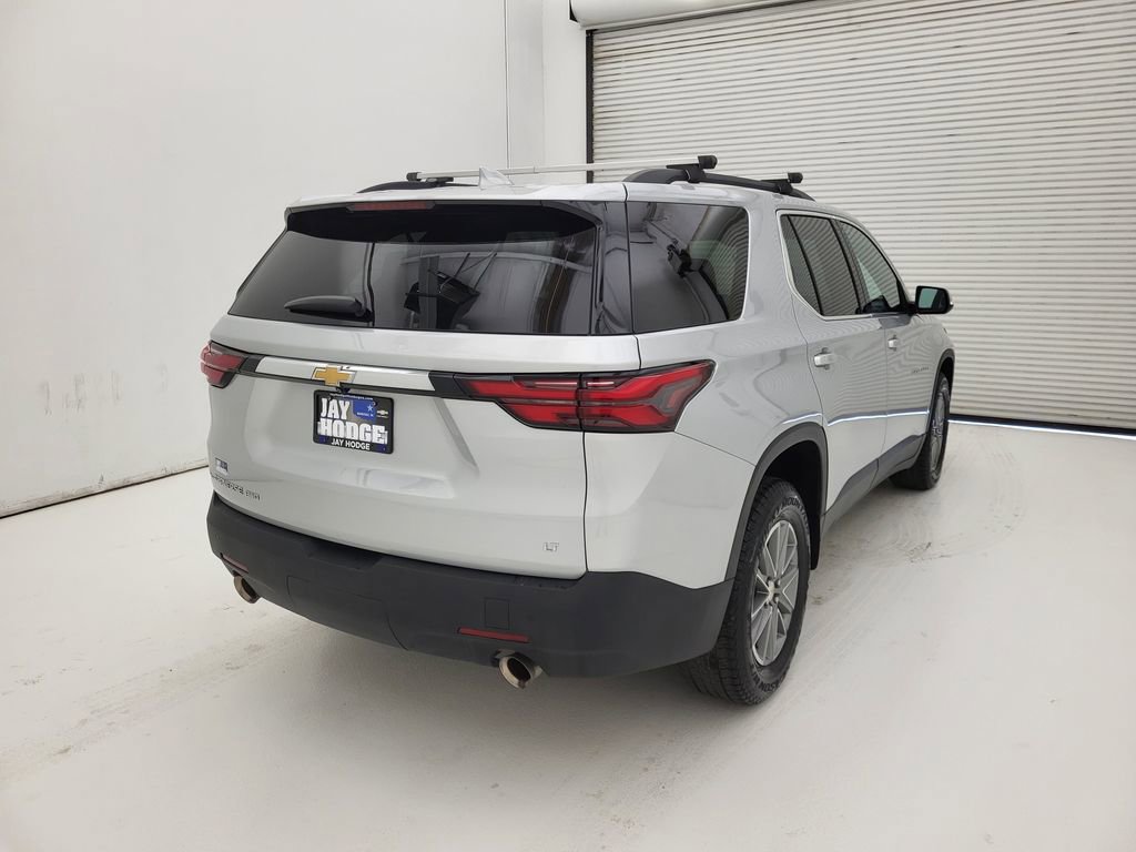 Used 2022 Chevrolet Traverse LT image 17