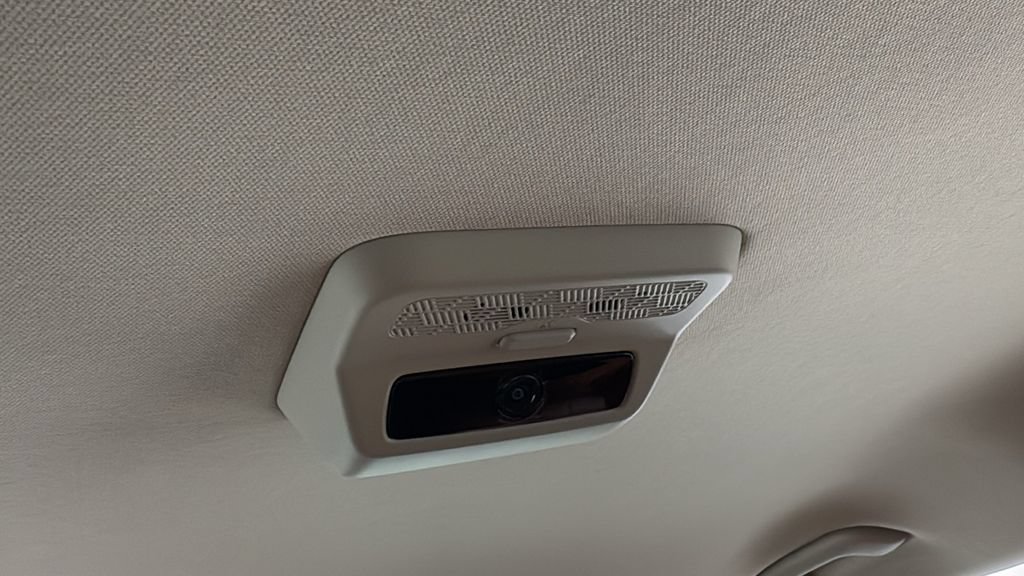 New 2026 Kia Carnival EX FWD image 39