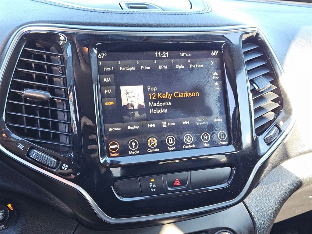 Used 2019 Jeep Cherokee Limited image 20