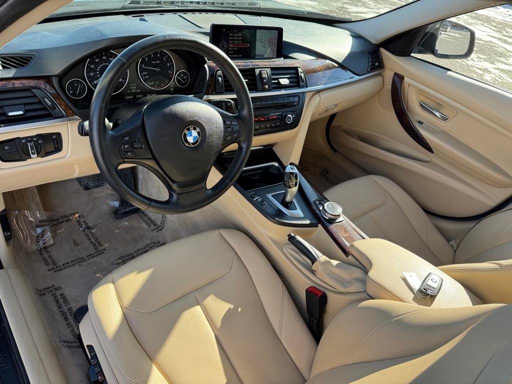 Used 2014 BMW 320i xDrive Sedan AWD/4WD image 18