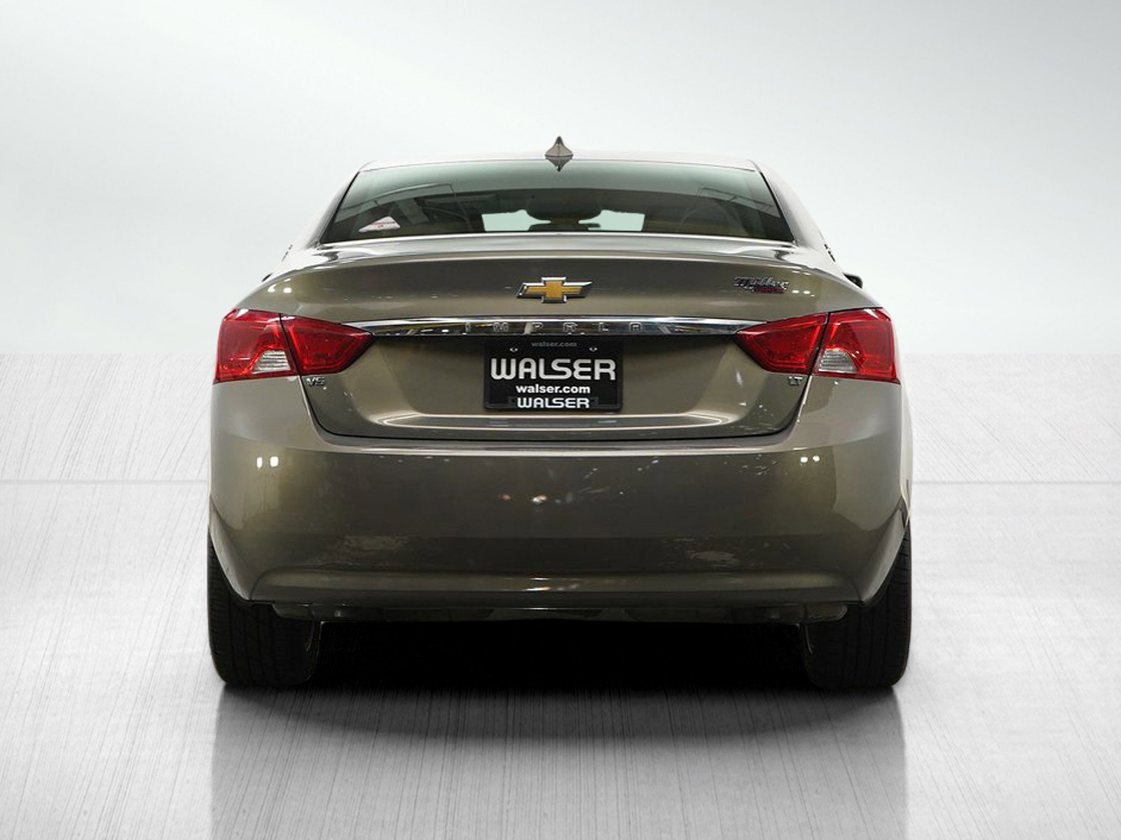 Used 2017 Chevrolet Impala LT FWD image 4