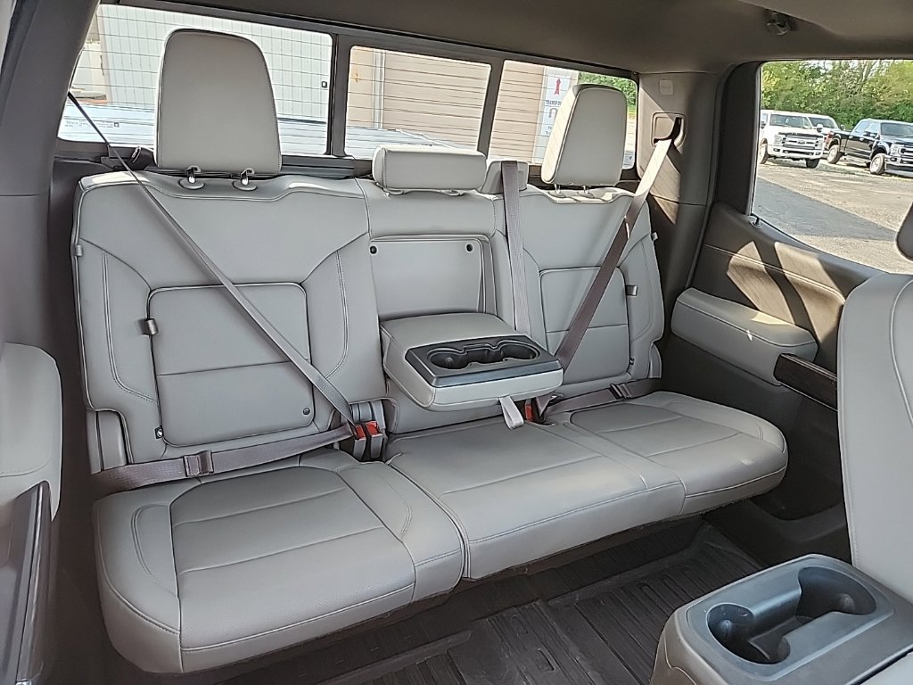 Used 2019 GMC Sierra 1500 SLT w/ SLT Premium Plus Package AWD/4WD image 40