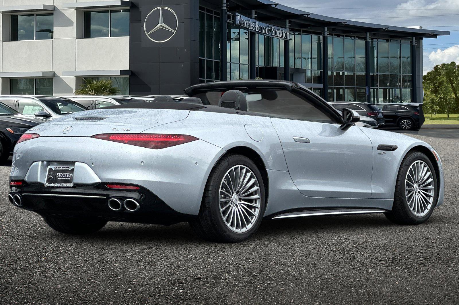 New 2025 Mercedes-Benz SL 43 AMG image 4