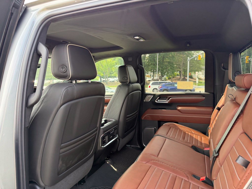 New 2026 GMC Sierra 2500 Denali Ultimate AWD/4WD image 13