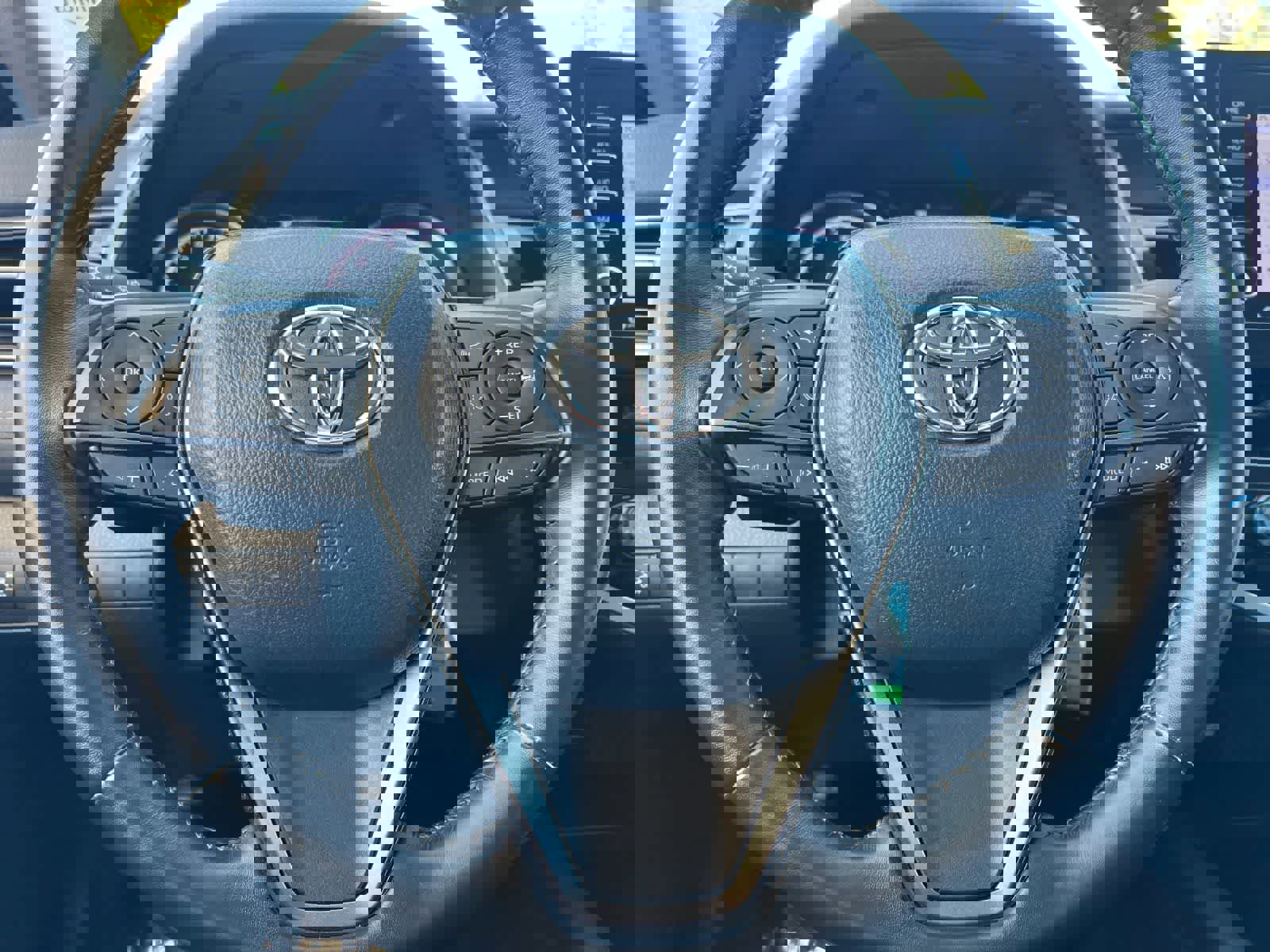 Used 2023 Toyota Camry SE image 22