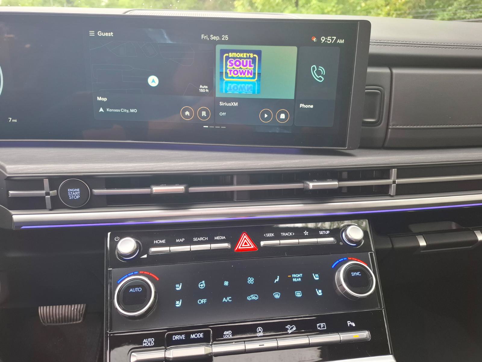 New 2027 Hyundai Santa Fe Limited AWD/4WD image 22
