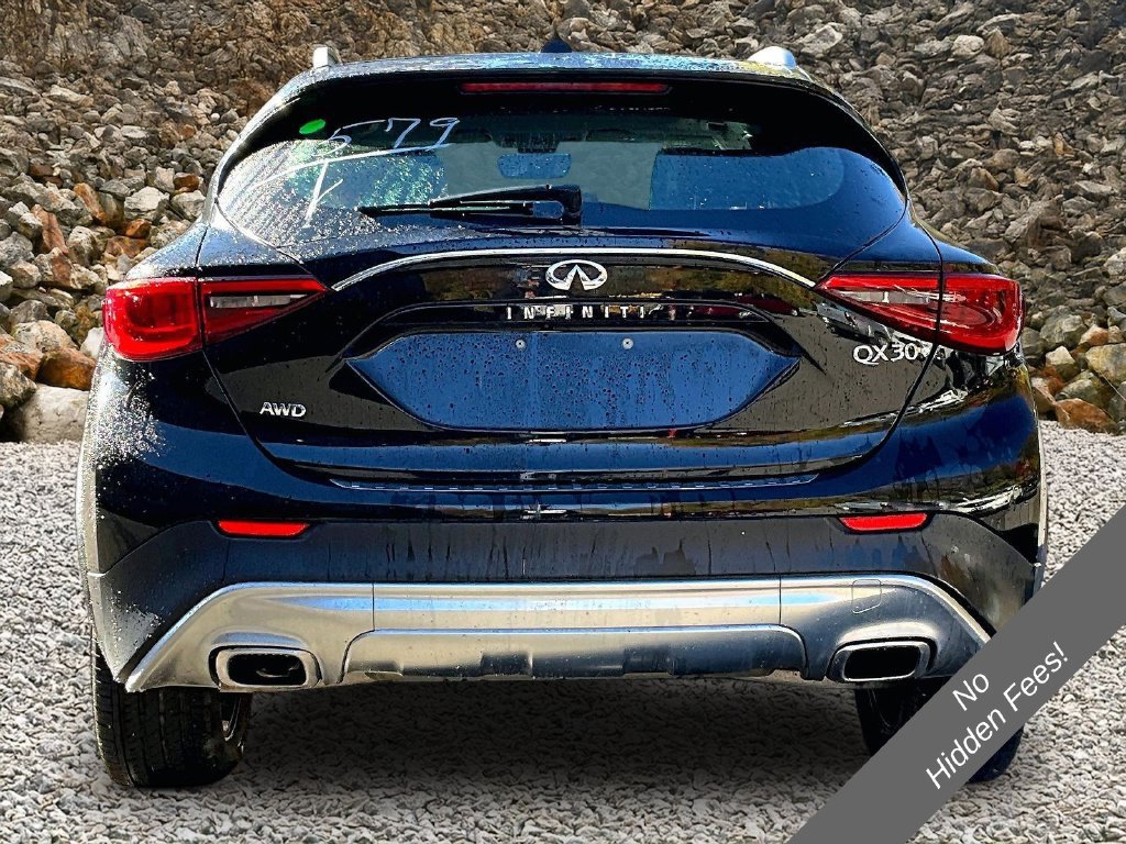 Used 2018 INFINITI QX30 AWD image 2