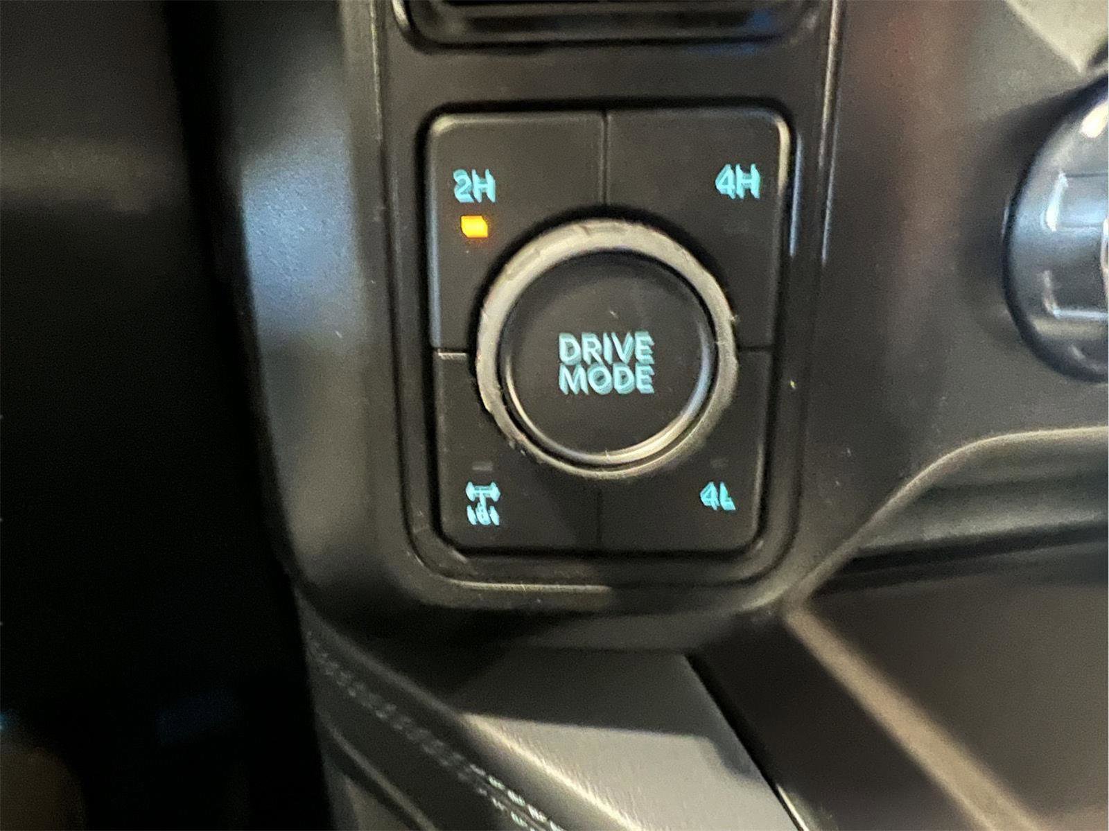 New 2026 Ford F350 Platinum image 21