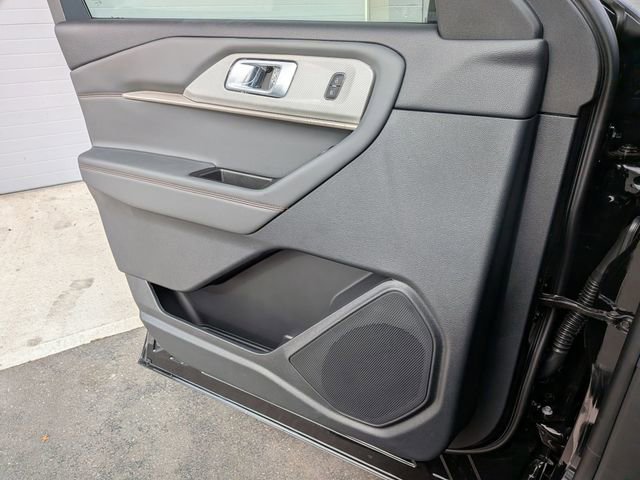 New 2026 Ford Explorer Active image 21