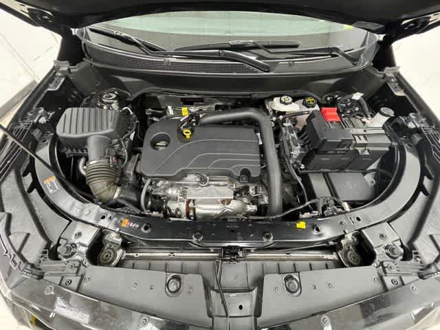Certified 2025 Chevrolet Equinox RS AWD/4WD image 17