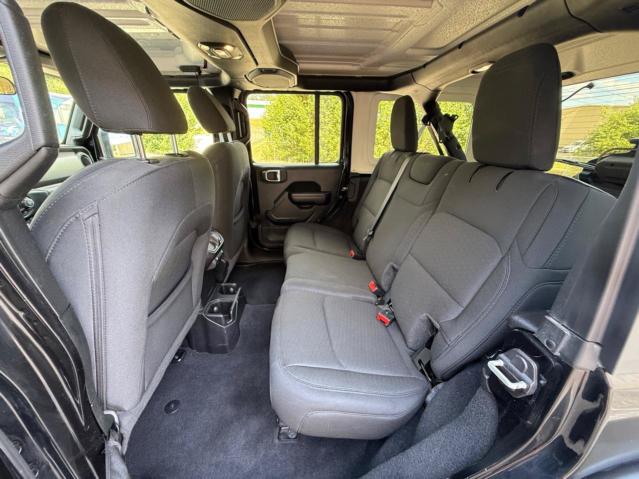 Used 2021 Jeep Wrangler Unlimited Sport AWD/4WD image 9