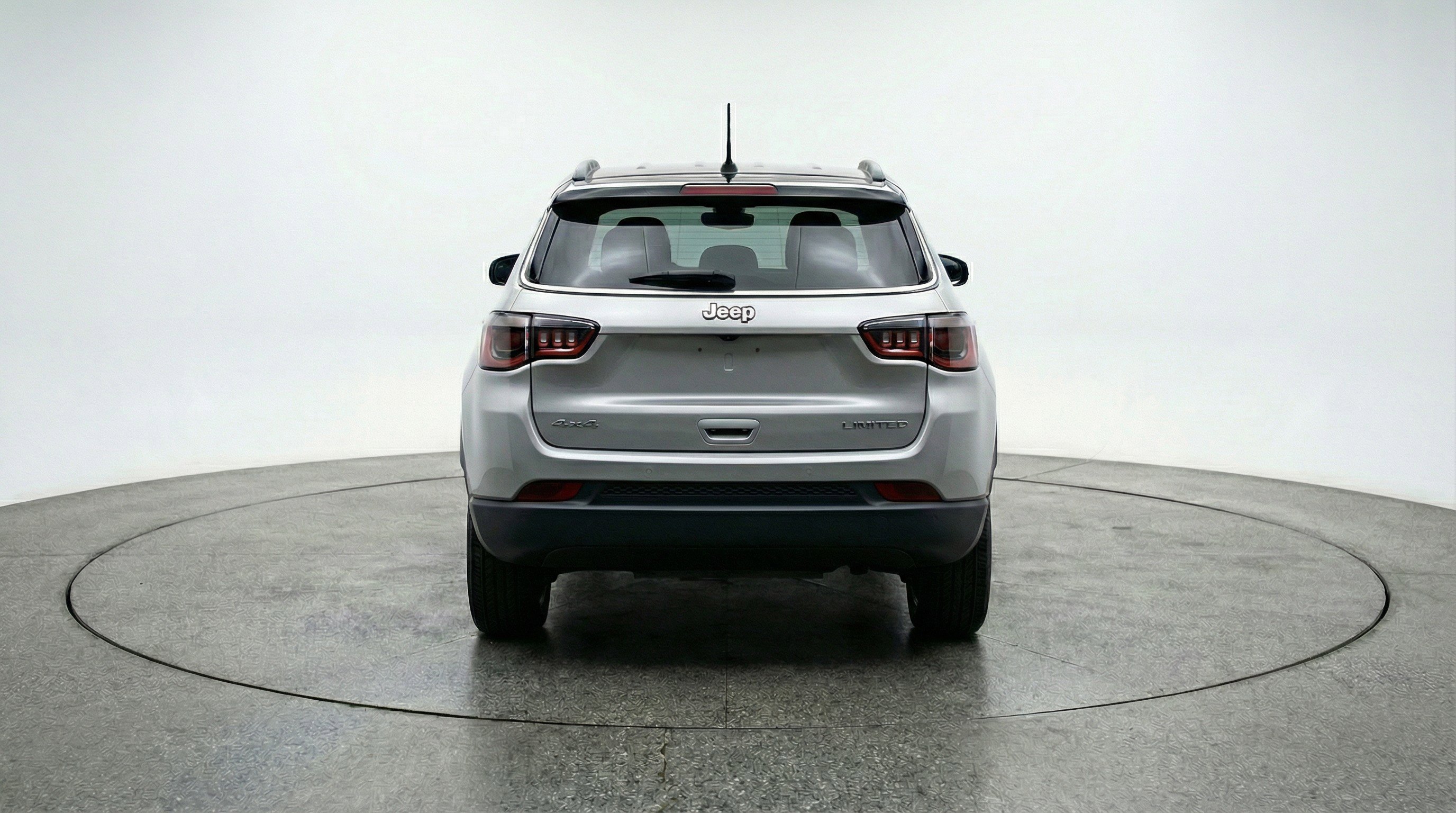 Used 2025 Jeep Compass Limited AWD/4WD image 7