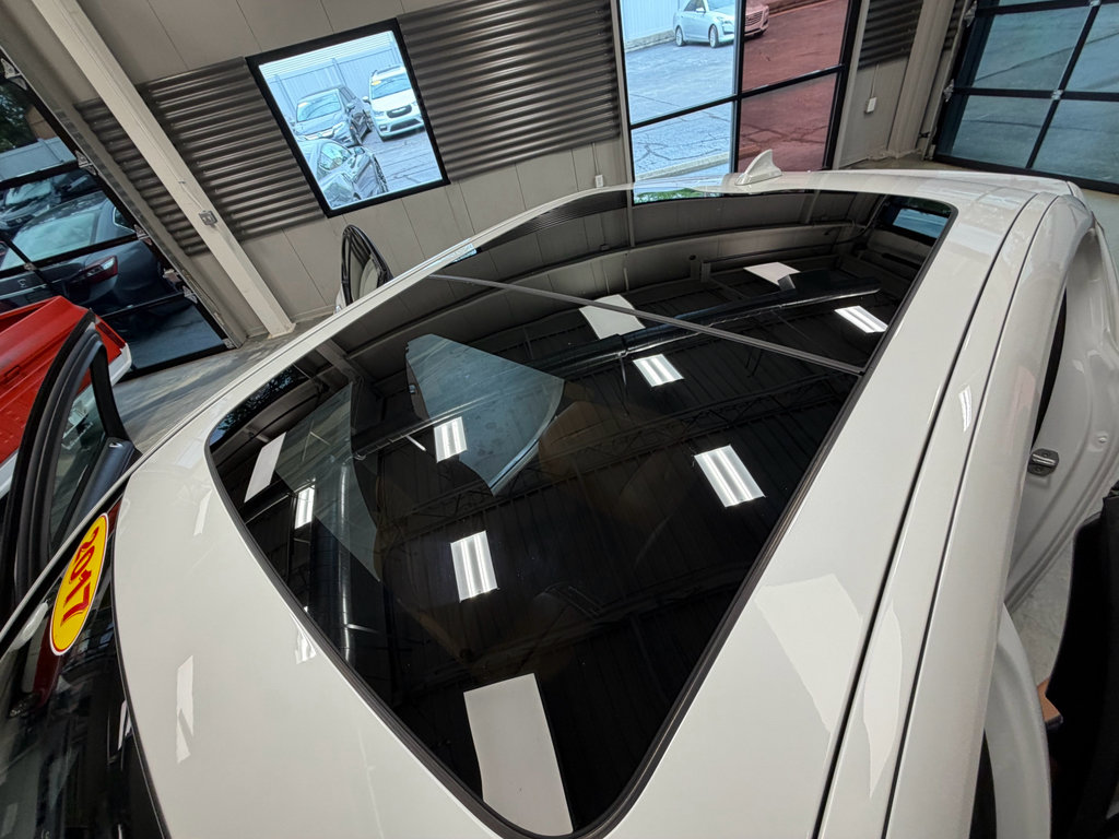Used 2017 BMW 750i xDrive AWD/4WD image 23