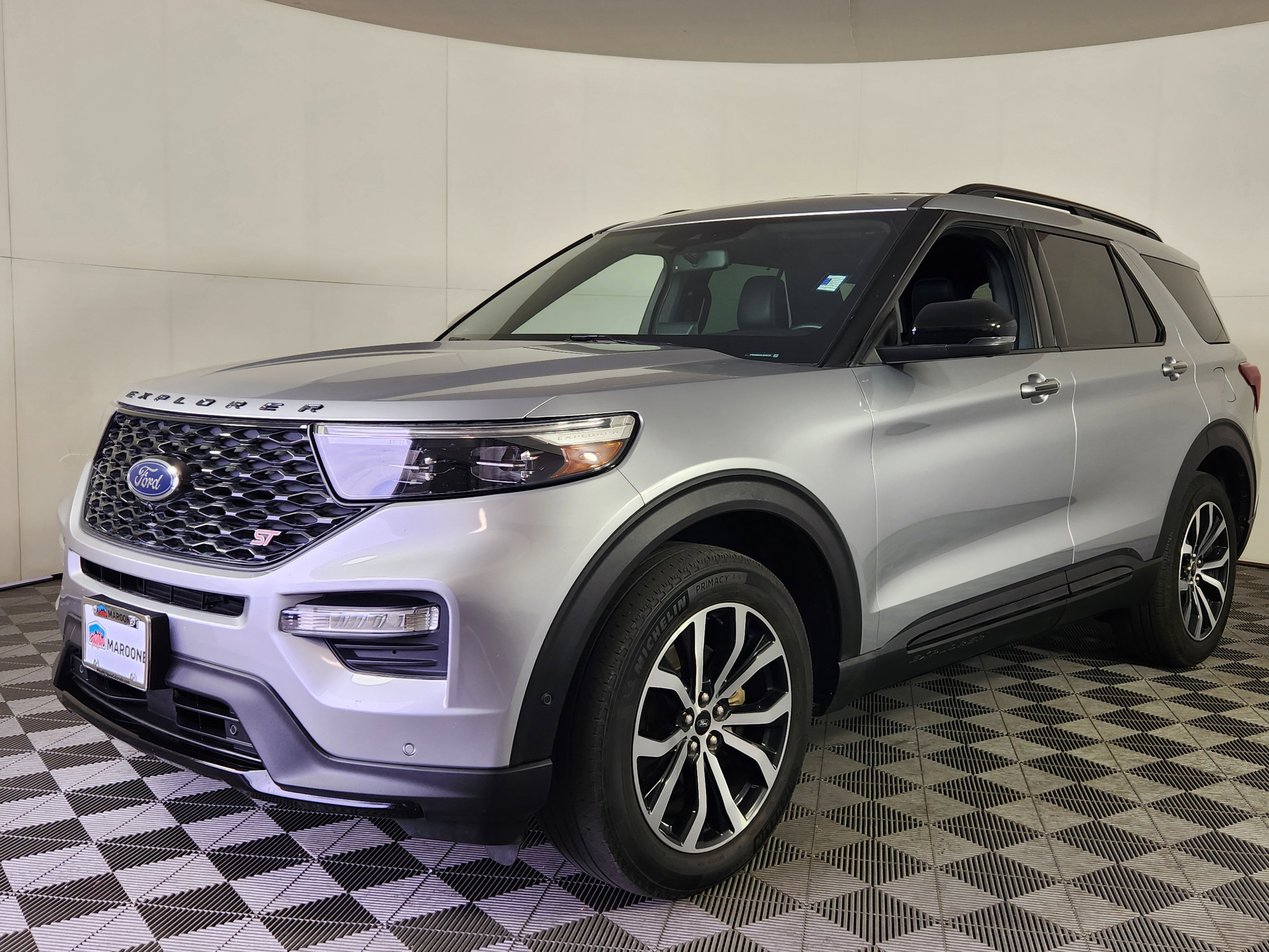 Used 2020 Ford Explorer ST w/ Premium Technology Package AWD/4WD image 3