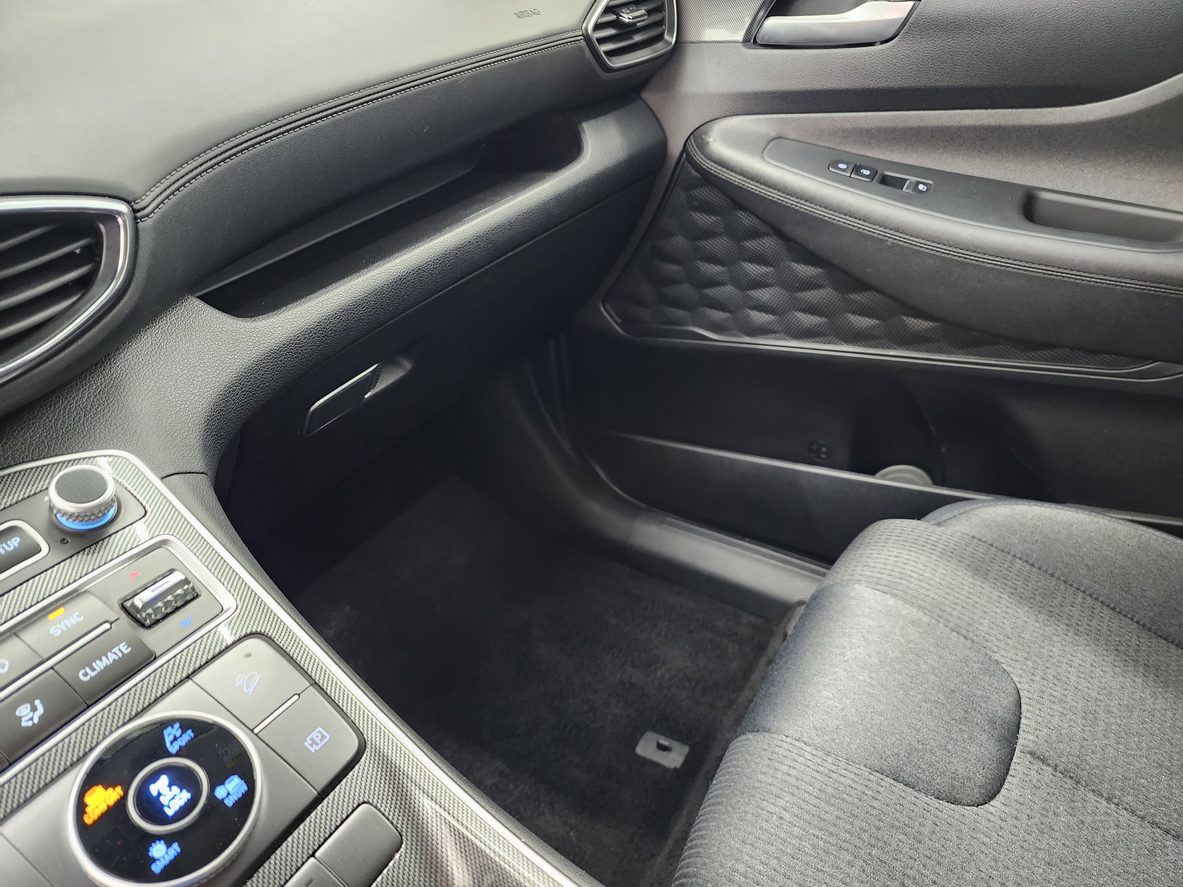 Used 2023 Hyundai Santa Fe SEL image 14