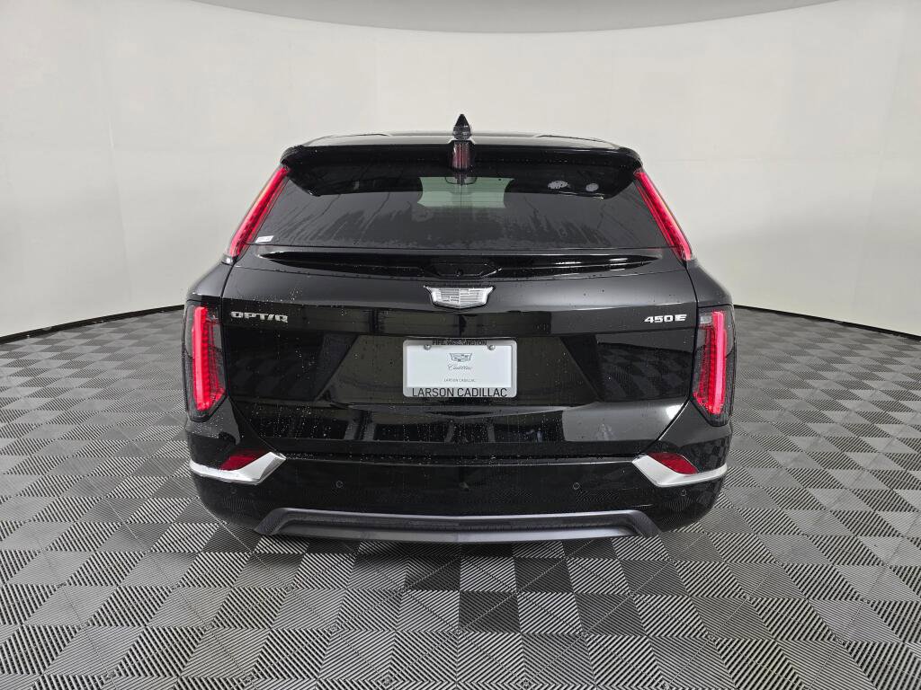 New 2026 Cadillac Optiq Luxury 1 image 5