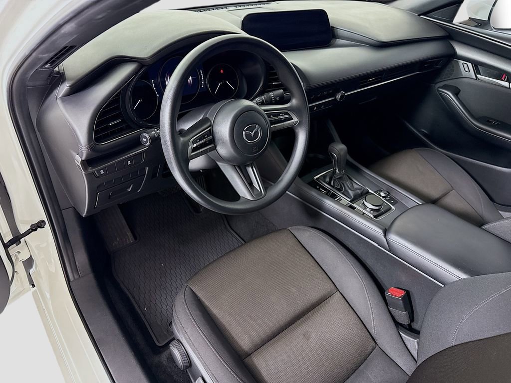 Used 2022 MAZDA MAZDA3 s FWD image 9