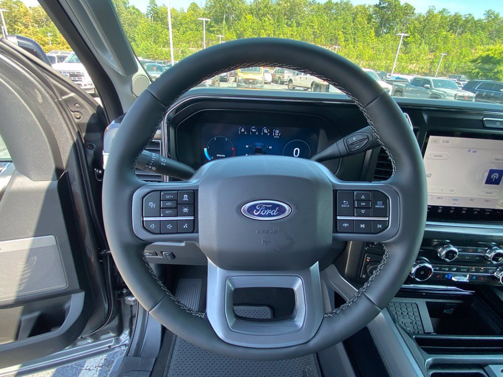 New 2026 Ford F350 Lariat w/ Black Appearance Package AWD/4WD image 13