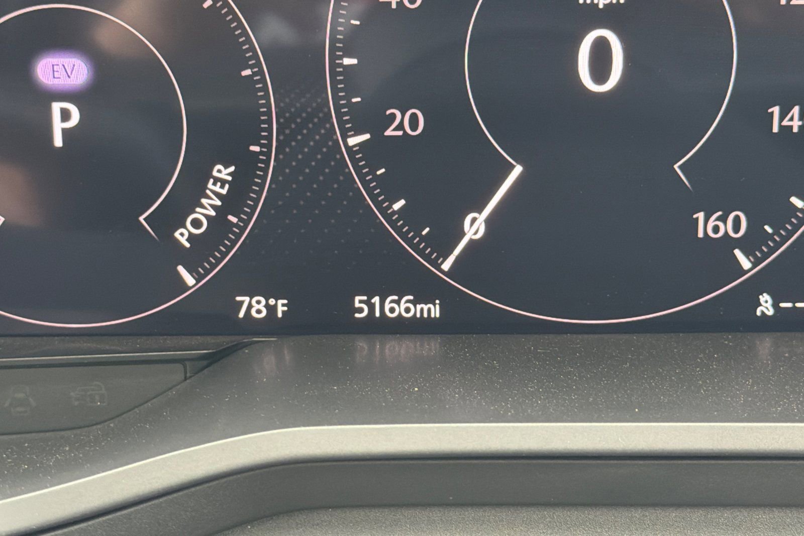 Certified 2025 MAZDA CX-90 Plug-In Hybrid w/Premium Sport image 24