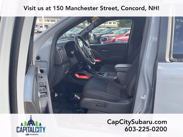 Used 2023 Nissan Frontier PRO-4X w/ Technology Package AWD/4WD image 13